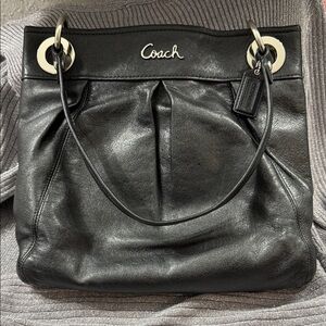 Coach Black Leather Shoulder Bag